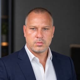 Виталий Никифоров